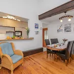 Jantar, Dom Blisko Plazy Z Sauna Lodge *