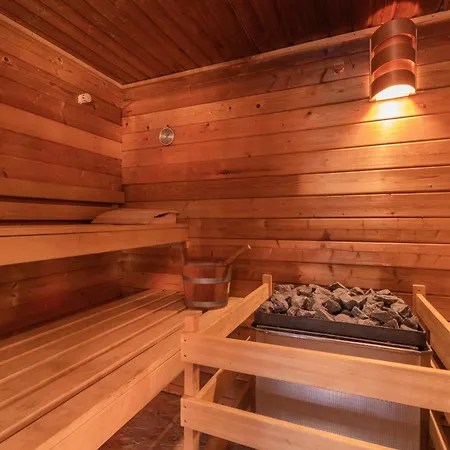 Jantar, Dom Blisko Plazy Z Sauna Chata *