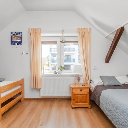 Orman Evi Jantar, Dom Blisko Plazy Z Sauna