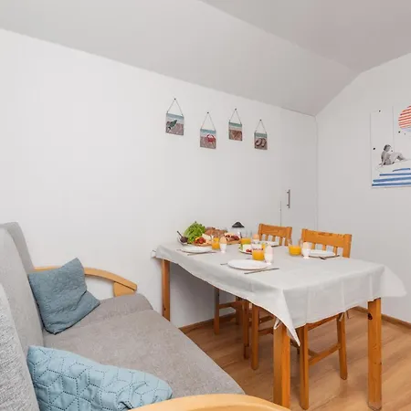 Jantar, Dom Blisko Plazy Z Sauna Lodge *