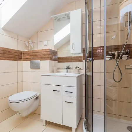 Jantar, Dom Blisko Plazy Z Sauna بيت خشبي