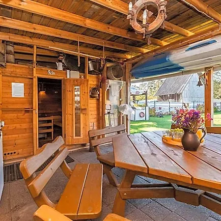Jantar, Dom Blisko Plazy Z Sauna Lodge *