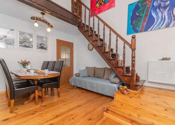 Jantar, Dom Blisko Plazy Z Sauna Lodge *